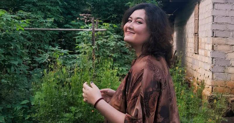 Instagram.com/talithacurtis_